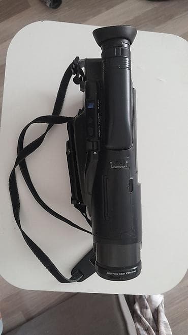 video camera: Видеокамера Panasonic RX10 (Slim Camcorder) — компактная VHS-C камера — 3