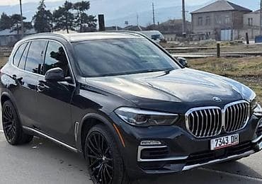 Автомобиль находится Бишкеке. пробег 7тысяч оригиналь.растаможен не