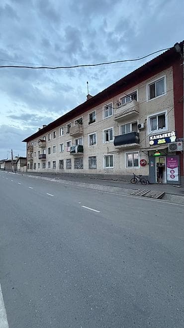 1 комната, 40 м², Черёмушки мкр., 1 этаж at lalafo.kg 1 комната, 40 м², Черёмушки мкр., 1 этаж