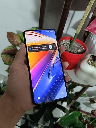 Poco F4 GT, Б/у, 128 ГБ, цвет - Черный, 2 SIM, eSIM