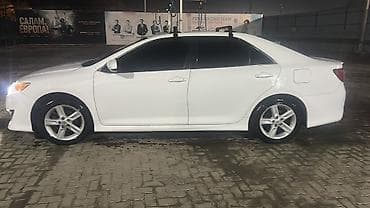 s 221: Toyota Camry: 2014 г., 2.5 л, Автомат, Бензин, Седан — 1