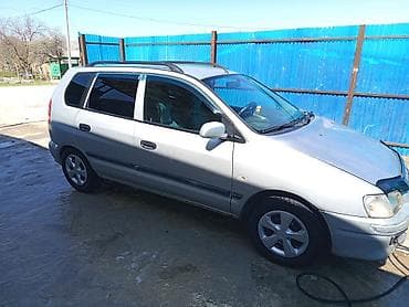 Mitsubishi Space Star: 2001 г., 1.3 л, Ручные, Бензин, Минивэн