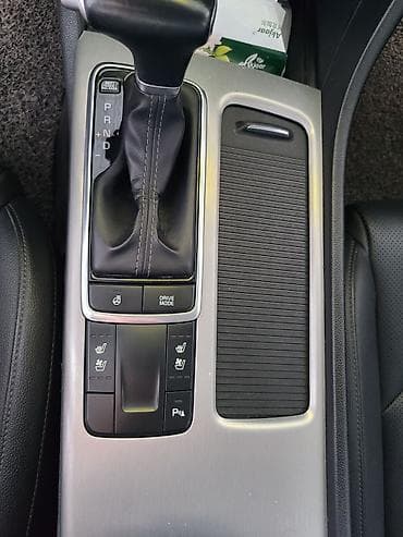 кия карнавал продажа: Kia K5: 2017 г., 2 л, Автомат, Гибрид, Седан — 9