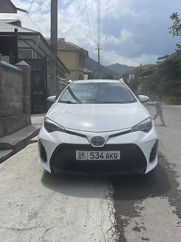 Toyota Corolla: 2019 г., 1.8 л, Автомат, Седан — 3