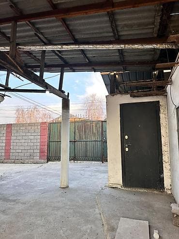 4 bedroom: Продается дом, 4,5 соток, район Свердловский, Красный строитель, улица — 10