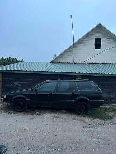 j 05: Volkswagen Passat: 1989 г., 1.8 л, Механика, Бензин, Универсал — 7