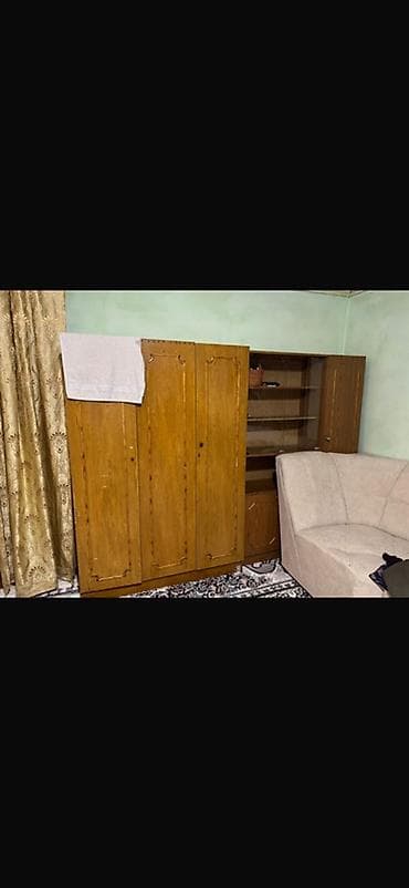 Балдар эмереги: Дубал шкаф, Дубал шкаф түрү: Модулдуу, Үй, конок бөлмөсү үчүн, Өзгөчөлүктөрү: Тамак-аш идишин сактоо үчүн — 1