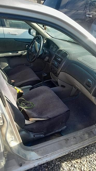 mazda 626 кронос: Mazda Familia: 2002 г., 1.6 л, Автомат, Бензин, Седан — 2