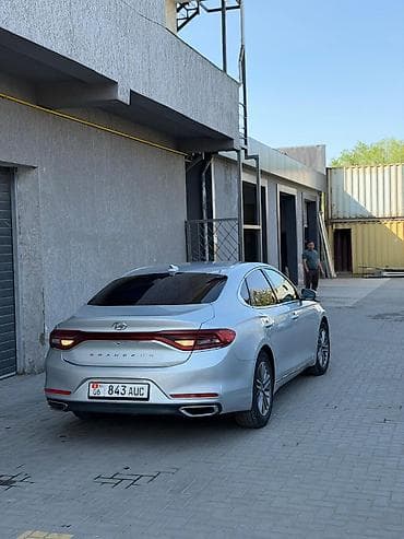 сиденья е38: Hyundai Grandeur: 2017 г., 0.3 л, Автомат, Газ, Седан — 6