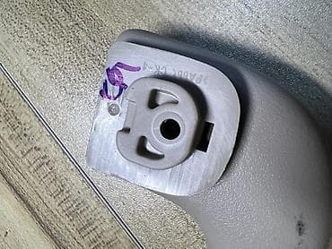 рейлинги gx: Рукоятка потолочная (ручка-поручень) салона для Kia Carnival KA4 — 2