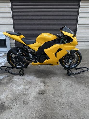 Kawasaki Ninja ZX10R 2006г.в (Вес 175 кг, 184 л.с.) Полностью