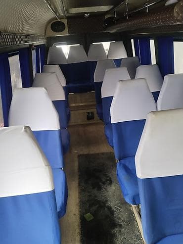 ми 10 с: Пассажирский микроавтобус Mercedes-Benz Sprinter (длинная база — 4