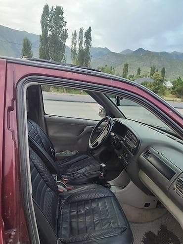 ош волга: Volkswagen Vento: 1993 г., 1.8 л, Кол менен иштөөчү, Бензин, Седан — 9