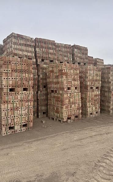 пенополистирол бетон: Кирпич строительный пустотелый (сквозные круглые отверстия), формат — 2
