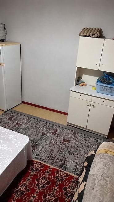 Батирлерди ижарага берүү: 1 бөлмө, Кулатов мкр., Менчик ээси, Үй-бүлөлүүлөргө, 6 айдан баштап, Жарым -жартылай эмереги бар — 5