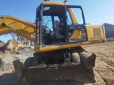 квадроцикл для 7 лет: Экскаватор, Komatsu, 2001 г., Колесный — 3