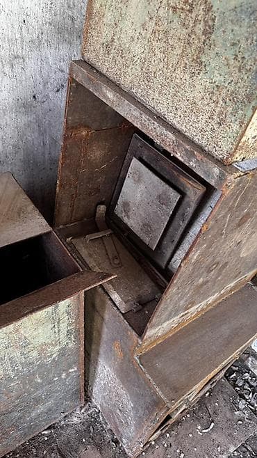 вода буржука: Металлическая печь-буржуйка с дымоходом - Материал: сталь/листовой — 3