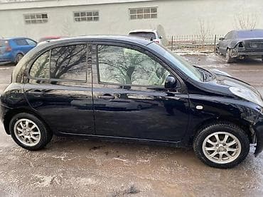 Продажа авто: Nissan March: 2003 г., 1.3 л, Автомат, Бензин, Хэтчбэк — 4