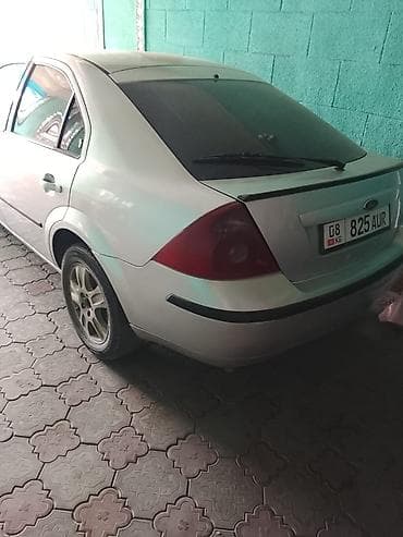 с4 2: Ford Mondeo: 2001 г., 1.8 л, Механика, Бензин, Седан — 3