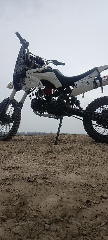 мото пидбайк: Питбайк/эндуро мотоцикл 130– см³ (воздушное охлаждение) размер колес — 2
