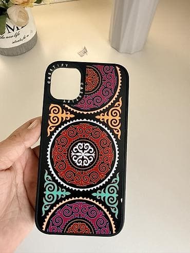 Орнамент на iPhone 11, новый