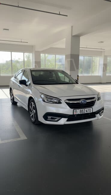 Subaru Legacy: 2022 г., 2.5 л, Автомат, Бензин, Седан
