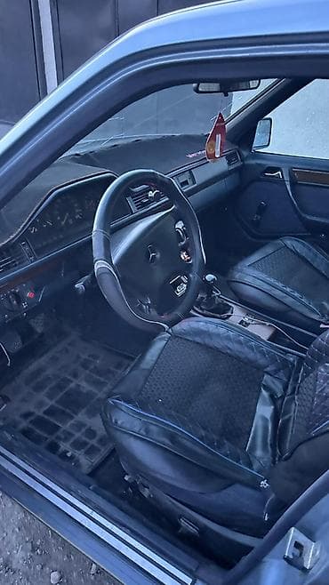 320 cdi: Mercedes-Benz W124: 1992 г., 2.9 л, Ручные, Дизель, Седан — 2