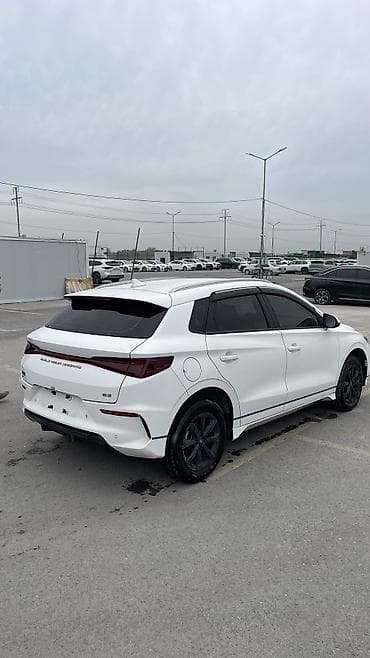 купить byd e2: BYD E2: 2022 г., 0.1 л, Автомат, Электромобиль, Седан — 2