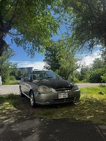 5: Kia Rio: 2003 г., Хэтчбэк — 1