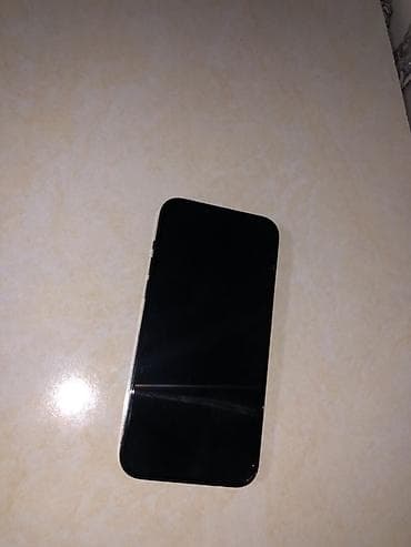 pro: IPhone 13 Pro Max, Б/у, 256 ГБ, Черный, Чехол, 78 % — 3