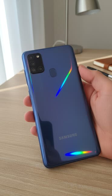 телефоны простушки: Samsung Galaxy A21, Б/у, 64 ГБ, цвет - Синий — 1