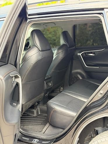 step 2: Toyota RAV4: 2021 г., 2.5 л, Автомат, Бензин, Кроссовер — 5