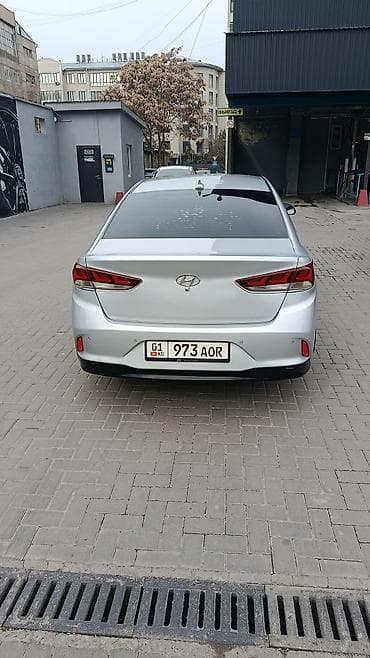 outback 2020: Hyundai Sonata: 2020 г., Седан — 1