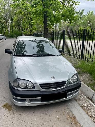 c4 a6: Toyota Avensis: 2000 г., 1.8 л, Ручные, Хэтчбэк — 2