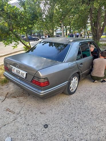 мереке авто: Mercedes-Benz W124: 1994 г., 2.2 л, Автомат, Бензин, Седан — 3