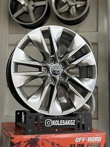 Литые Диски R 18 Toyota, Комплект, отверстий - 5, Новый