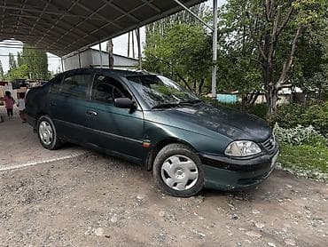 Toyota: Toyota Avensis: 2003 г., 1.6 л, Механика, Бензин, Седан — 1
