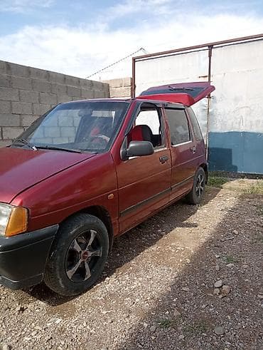 авто сатылат: Daewoo Tico: 1996 г., Кол менен иштөөчү, Хетчбек — 3