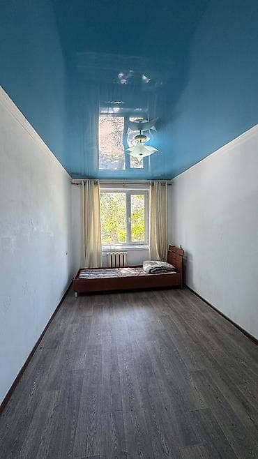 салон красоты продаю: 3 комнаты, 58 м², 104 серия, 2 этаж, Косметический ремонт — 2