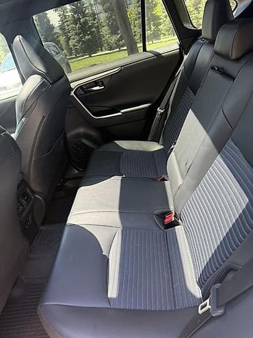 toeta rav4: Toyota RAV4: 2020 г., 2.5 л, Автомат, Гибрид, Кроссовер — 7
