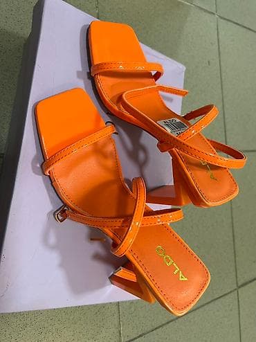Босоножки, 36, 36.5, Aldo, Новый, цвет - Оранжевый, Самовывоз