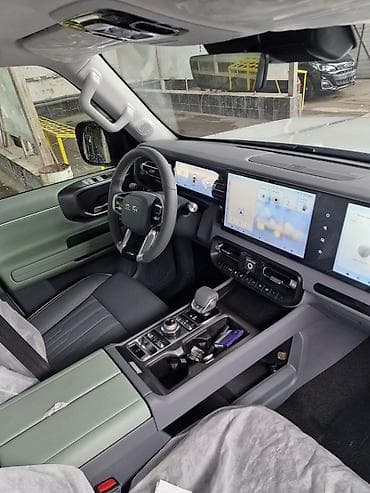 bmw x5 e70: Электрический внедорожник (белый, 5‑дверный) Кузов и дизайн: - — 9