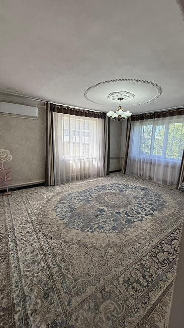 Продаётся просторный и уютный дом с большим участком! Идеальный at lalafo.kg Продаётся просторный и уютный дом с большим участком! Идеальный