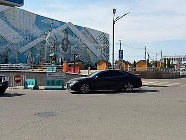 crown 2018: Toyota Camry: 2024 г., 2 л, Вариатор, Бензин, Седан — 4