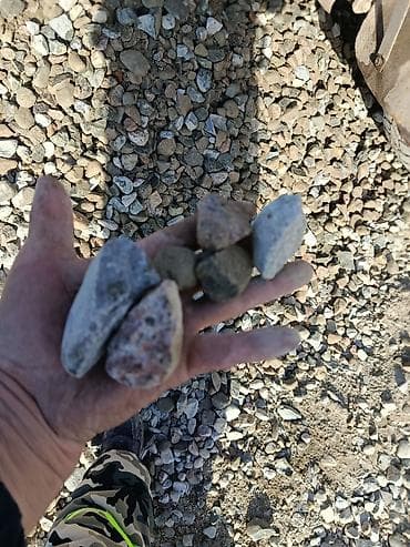 бутылки от водки: Камин гравир отсев гурунт глина шебень чернозем перегной ЗИЛ ДОСТАВКА — 5