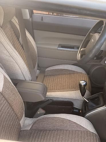 Продажа авто: Jeep Patriot: 2008 г., Механика, Бензин, Внедорожник — 2