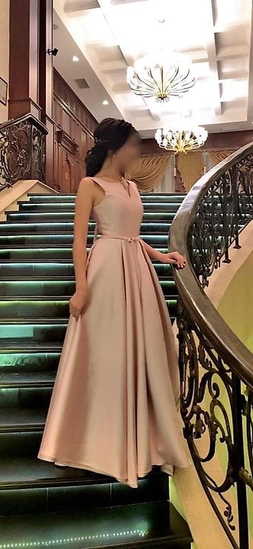 Вечернее платье в пол, нежно‑розовый оттенок, идеально для выпускного — 1