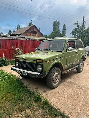 нива капот: ВАЗ (ЛАДА) 2121 (4x4): 1984 г., 1.7 л, Механика, Бензин, Внедорожник — 1