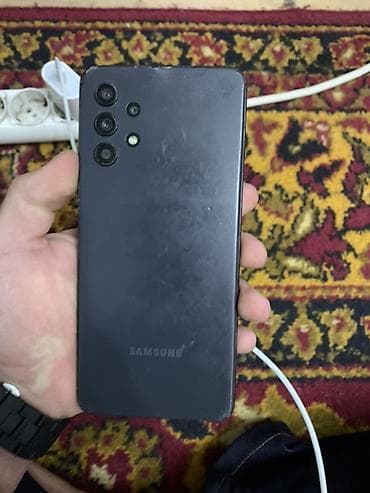 Samsung Galaxy A32, Б/у, 128 ГБ, цвет - Черный, 2 SIM