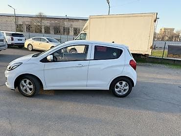 Продажа авто: Chevrolet Spark: 2020 г., 1 л, Автомат, Бензин, Хэтчбэк — 5